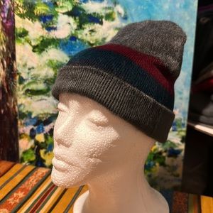 Beanie cap new hat Reversible gray black burgundy aqua Andean mountain soft doke